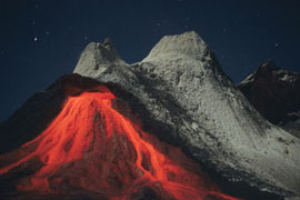 Oldoinyo Lengai Volcano Carbonatite Lava Eruption