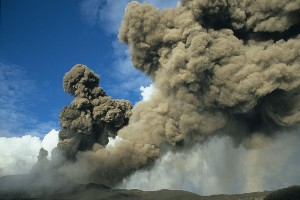 Etna Ash Cloud Eruption 2002
