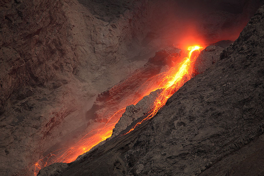 Pre-explosion extrusion of lava from Batu Tara volcano