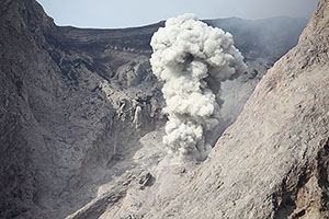 Gas eruption with low ash content, Batu Tara volcano