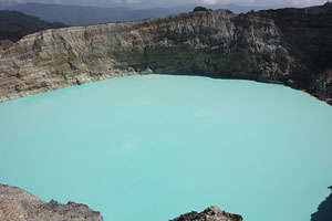 Kelimutu volcano, Tiwu Nua Muri Kofah turqoise acidic crater lake, Flores, Indonesia