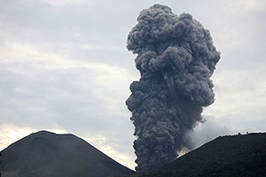 Powerful ash eruption from Lokon-Empung volcano, Kawah Tompaluan crater, 6th December 2012