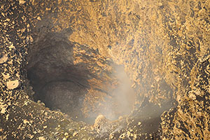 Vent blocked by rockfall, Masaya volcano