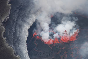 Nyiragongo volcano, lava lake activity