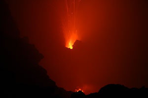 Pacaya Volcano summit crater vents, 2007