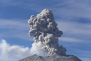Vulcanian eruption of Sabancaya Volcano, Peru