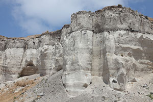 Minoan tuff, Mavromatis pumice quarry, Santorini