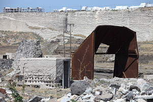 Fira abandoned pumice quarry, Santorini caldera, Minoan eruption tuff deposits