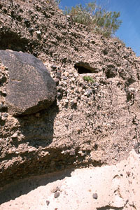 Deposits of Minoan Eruption (Layer 4), Santorini