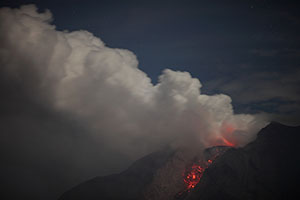 Incandescent lava lobe, Sinabung Volcano
