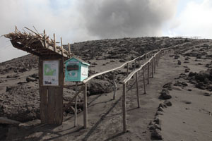 Walkway to  viewpoint at Yasur volcano